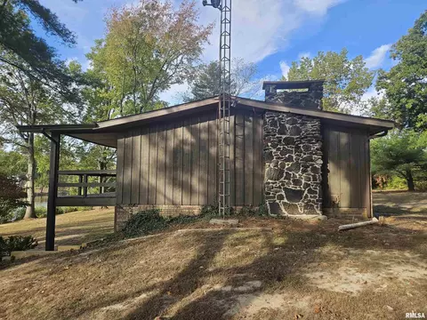 11799 E Webb Rd, Mount Vernon, IL 62864 photo 7