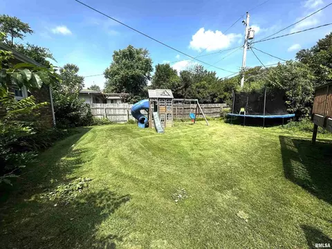 Exterior - 1340 E 6th St, Centralia, IL 62801 photo 2 of 3
