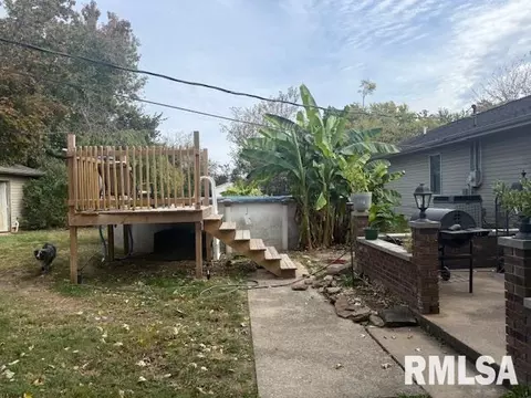 401 E Cross St, Herrin, IL 62948 photo 25