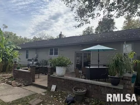 401 E Cross St, Herrin, IL 62948 photo 24