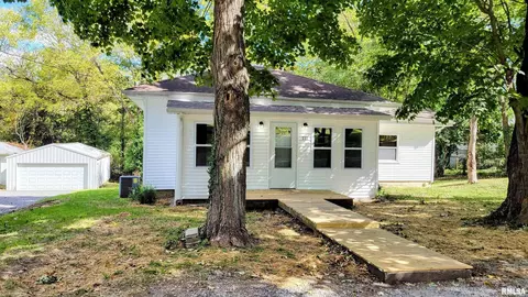 111 S Wilmington Ave, Orient, IL 62874