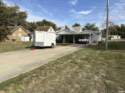 714 Cedar St, Centralia, IL 62801 photo 23
