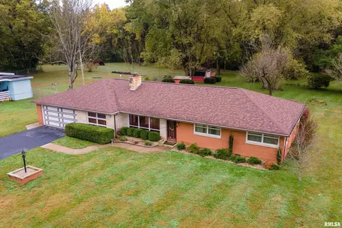 170 Melody Ln, Murphysboro, IL 62966