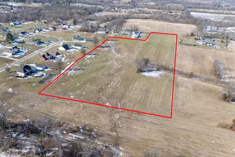 tbd S Market St, Marion, IL 62959