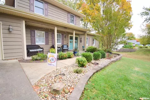 417 Jay Dr, Mount Vernon, IL 62864 photo 2