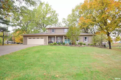417 Jay Dr, Mount Vernon, IL 62864