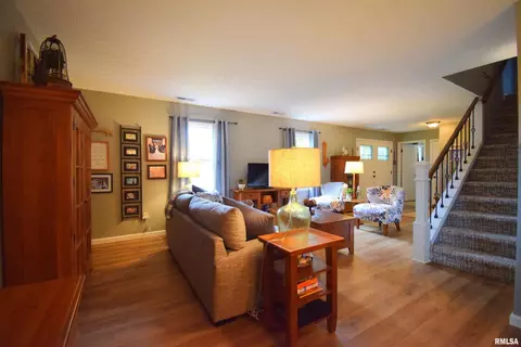 417 Jay Dr, Mount Vernon, IL 62864 photo 4