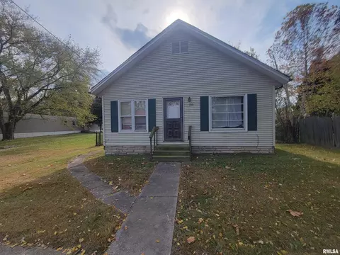 306 Vogel St, Dowell, IL 62927