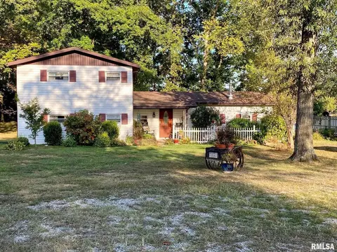 3526 Kendale Acres Rd, Tamaroa, IL 62888