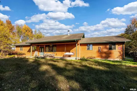 125 Princess Ln, Carbondale, IL 62901