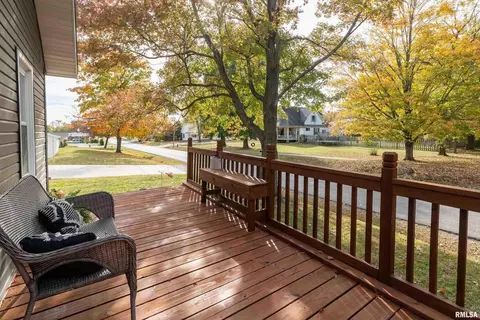 205 S 3rd St, Dahlgren, IL 62828 photo 7