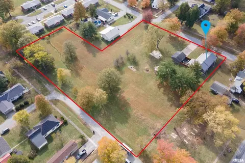 205 S 3rd St, Dahlgren, IL 62828 photo 4