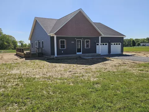 18366 N Jefferson Field Ln, Mount Vernon, IL 62864