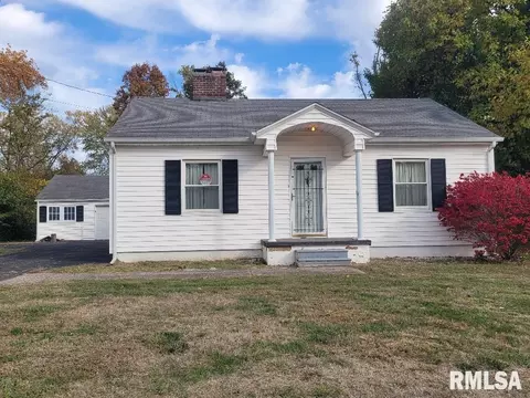 5 Royal Pl, Mount Vernon, IL 62864