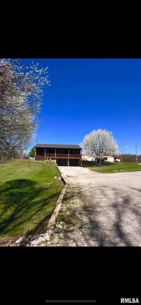 7003 River Rd, Iuka, IL 62849 photo 4