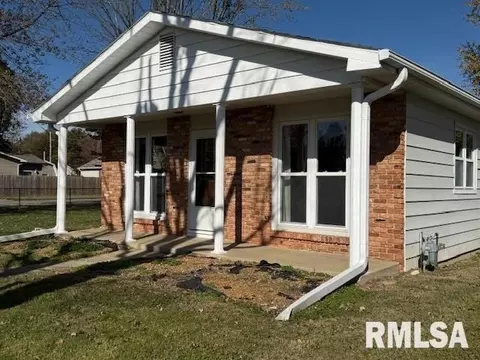 1106 Airport Rd, Mount Vernon, IL 62864