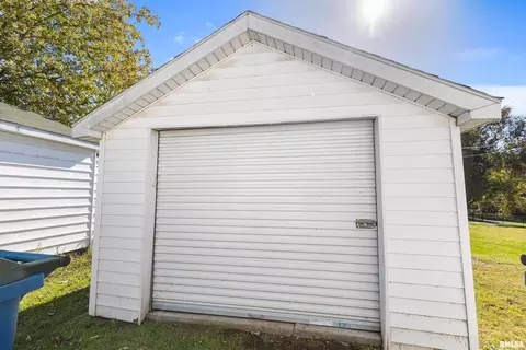 104 George St, Anna, IL 62906 photo 2