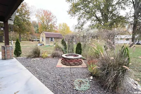 320 Circle Dr, Salem, IL 62881 photo 30