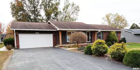 320 Circle Dr, Salem, IL 62881 photo 3