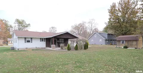 320 Circle Dr, Salem, IL 62881 photo 32