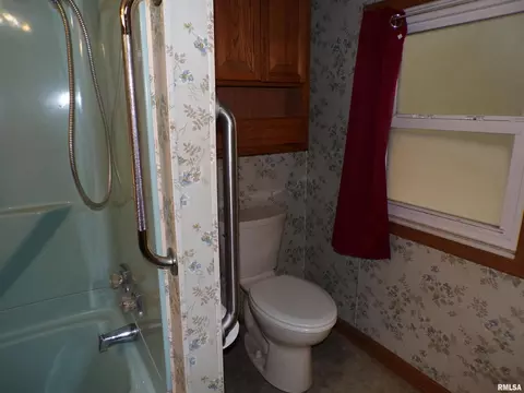 Undisclosed, Tilden, IL 62292 photo 25
