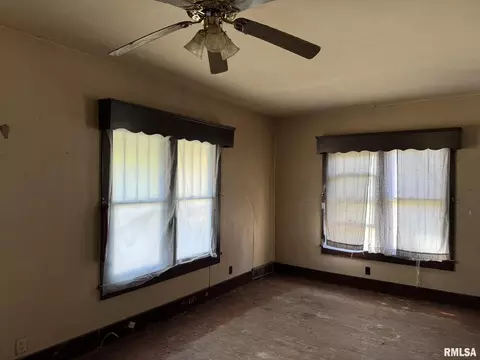 Other - 962 E Broadway, Centralia, IL 62801 photo 2 of 5