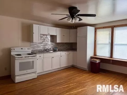 Other - 121 N 9th St, Herrin, IL 62948 photo 3 of 15
