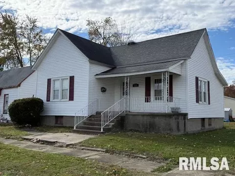 Other - 121 N 9th St, Herrin, IL 62948 photo 2 of 15