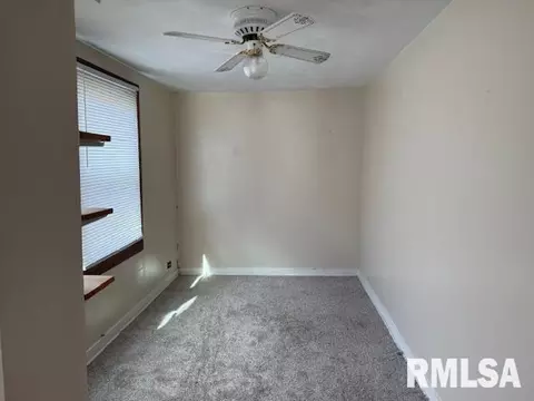 Bedroom - 121 N 9th St, Herrin, IL 62948 photo 1 of 2