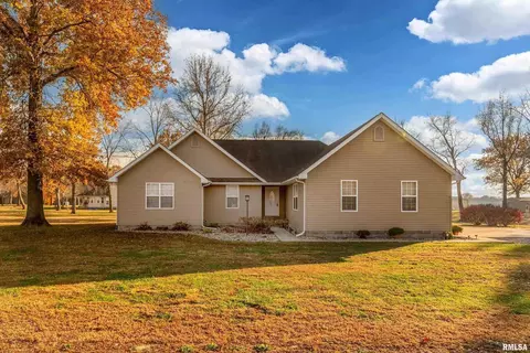 15951 Forcade Ln, Marion, IL 62959
