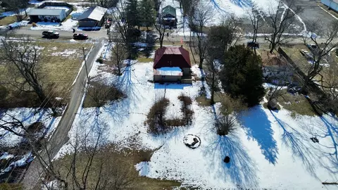 602 W Cherry St, Mcleansboro, IL 62859