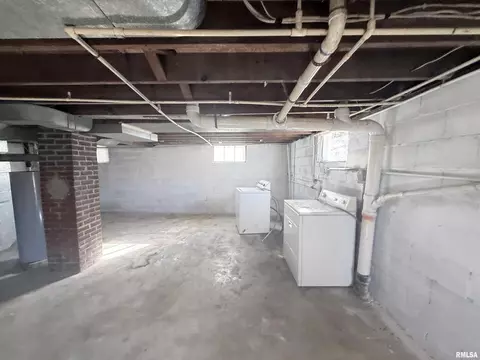 Other - 331 N 4th St, Mount Vernon, IL 62864 photo 7 of 9