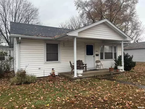 1006 N Garfield St, Marion, IL 62959