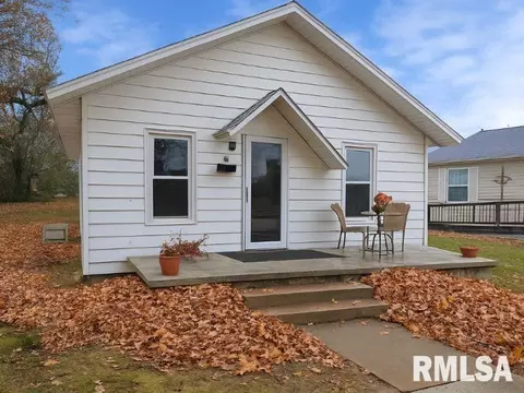 511 N Shelby St, Salem, IL 62881