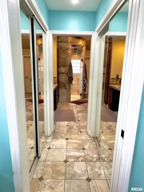 Other - 521 N Locust St, Flora, IL 62839 photo 13 of 19