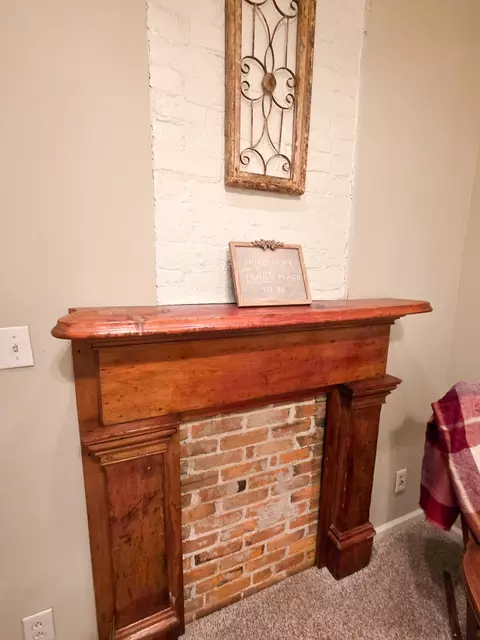 Other - 521 N Locust St, Flora, IL 62839 photo 11 of 19