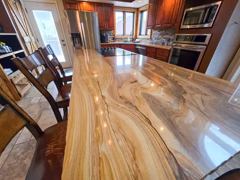 Kitchen - 521 N Locust St, Flora, IL 62839 photo 15 of 20