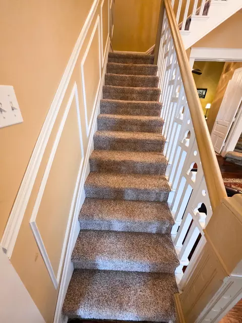 Entry Way - 521 N Locust St, Flora, IL 62839 photo 12 of 14