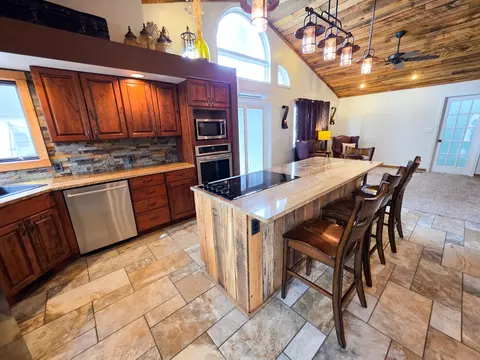 Kitchen - 521 N Locust St, Flora, IL 62839 photo 1 of 20