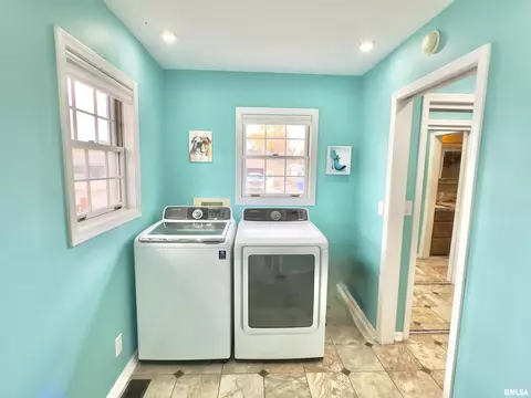 Other - 521 N Locust St, Flora, IL 62839 photo 14 of 19