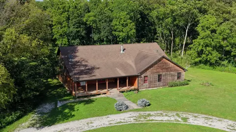 253 Ween Rd, De Soto, IL 62924