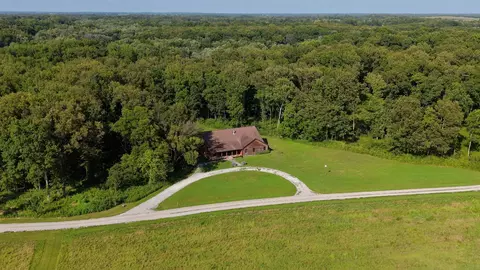 253 Ween Rd, De Soto, IL 62924