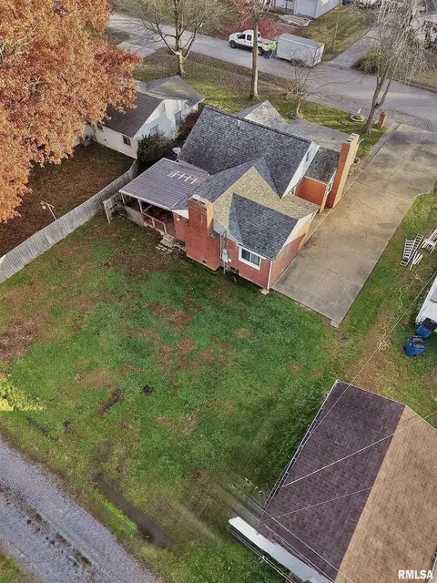 222 Hickory St, Flora, IL 62839 photo 52