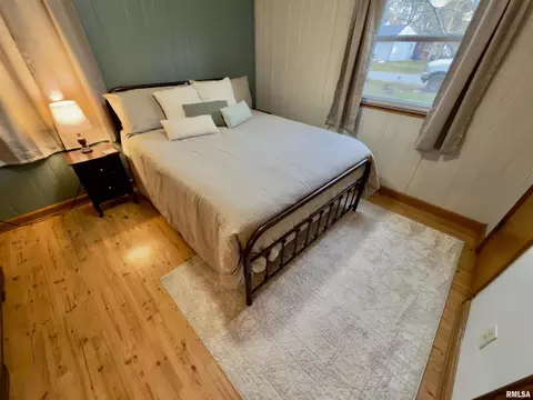 222 Hickory St, Flora, IL 62839 photo 32