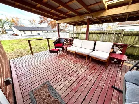 222 Hickory St, Flora, IL 62839 photo 44