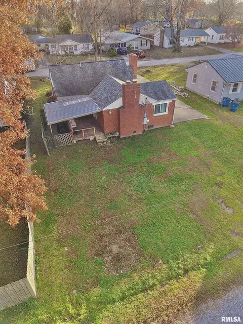 222 Hickory St, Flora, IL 62839 photo 51