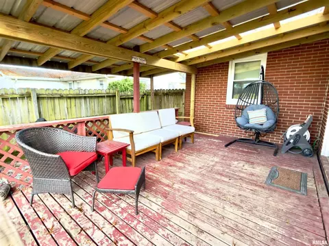 222 Hickory St, Flora, IL 62839 photo 42
