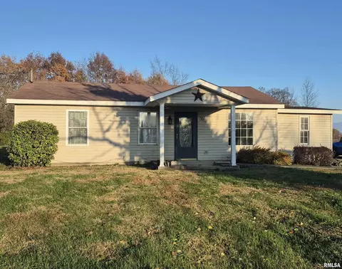 1100 Moore St, Eldorado, IL 62930