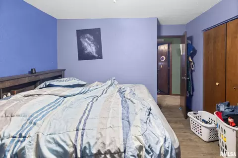 Bedroom - 103 Middleton Rd, Iuka, IL 62849 photo 5 of 7