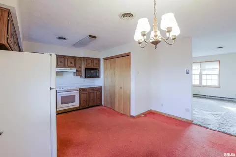15546 Pittsburg Rd, Marion, IL 62959 photo 6